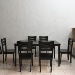 Alternative view of SPADE (1+6) DINING SET