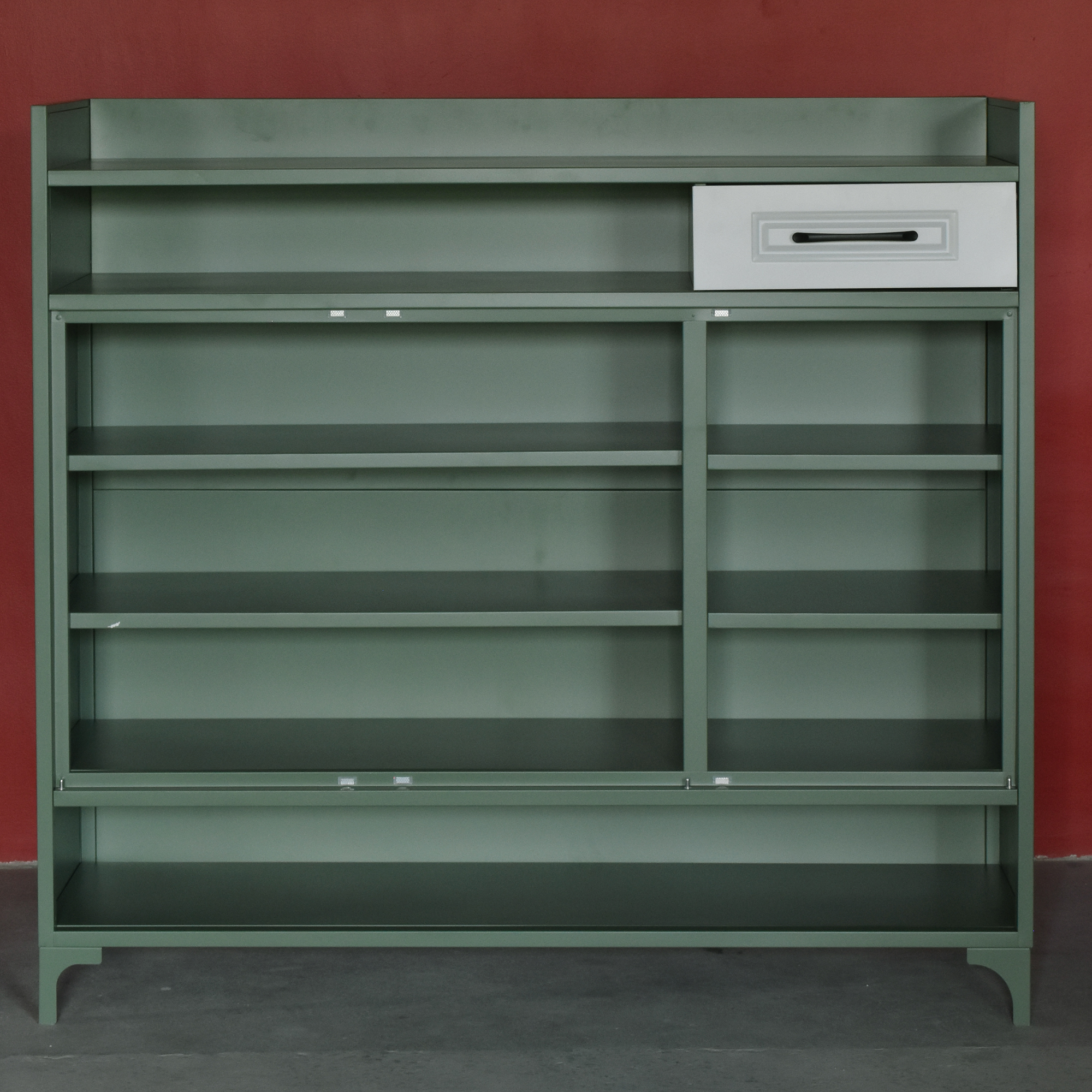 DELL METAL SHOE CABINET - Image 8